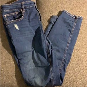 Zara Distressed Jeans ⚡️FLASH SALE⚡️